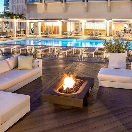 Ala Moana Hotel _ Ocean View With Balcony Гонолулу Экстерьер фото