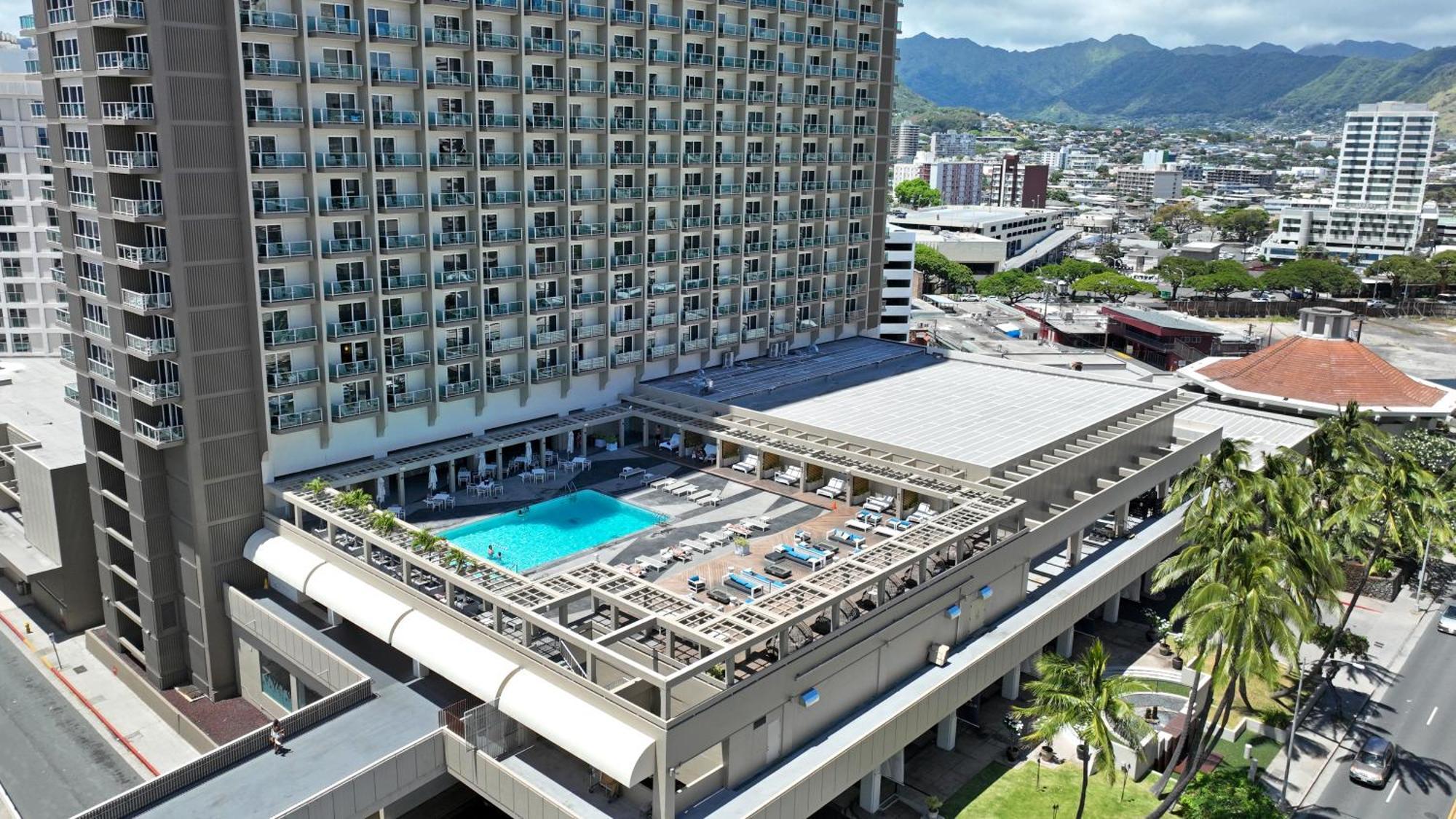 Ala Moana Hotel _ Ocean View With Balcony Гонолулу Экстерьер фото